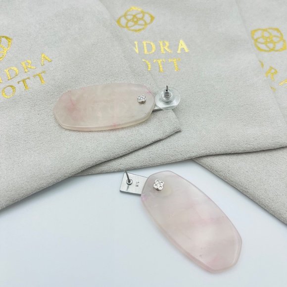 Kendra Scott Aragon Rose Quartz Drop Earrings in Silver - Picture 3 of 4